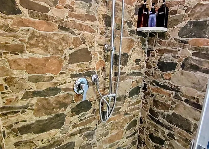 Rockaway Oda ve Kahvaltı 3*